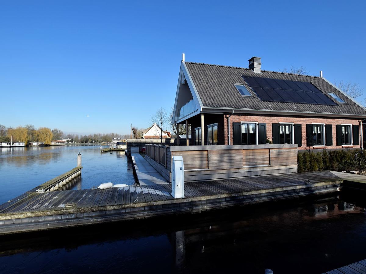 Luxurious Villa With Private Garden In Kaag Exteriör bild